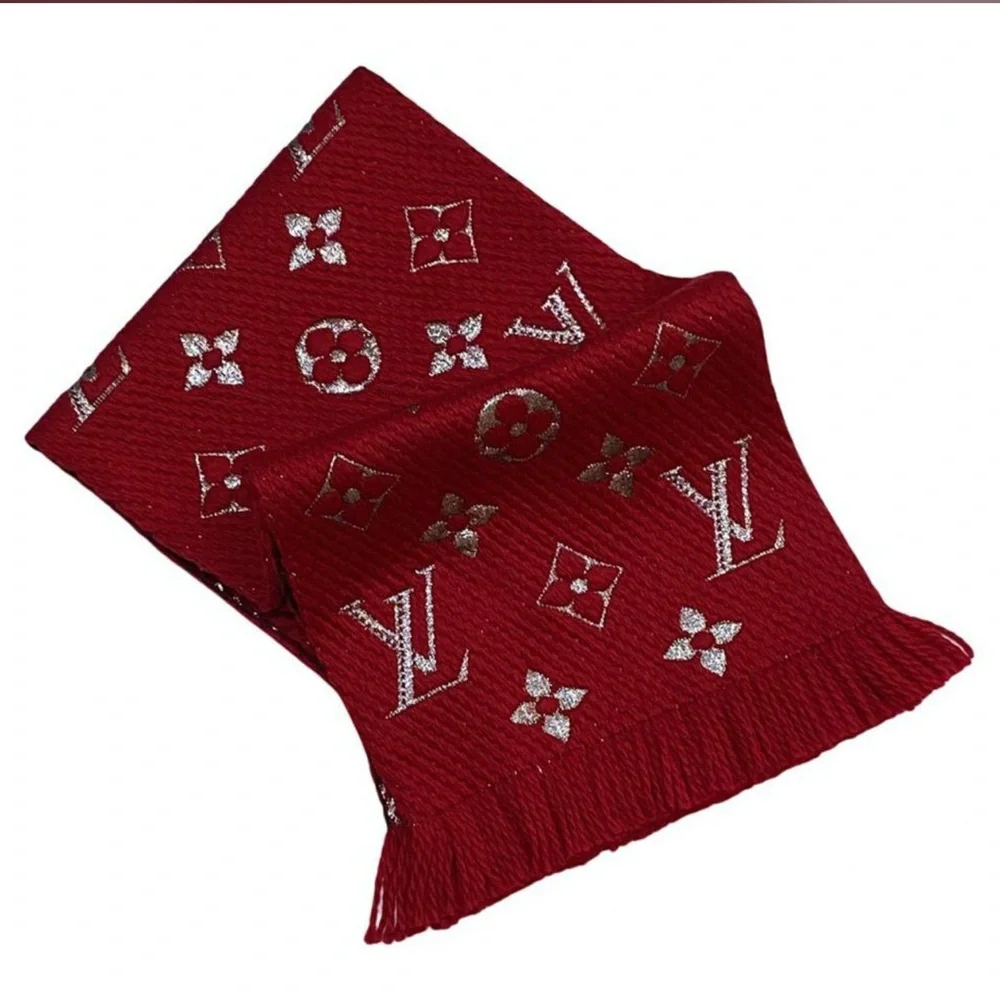 Red Designer Scarf - Picture 4 of 5